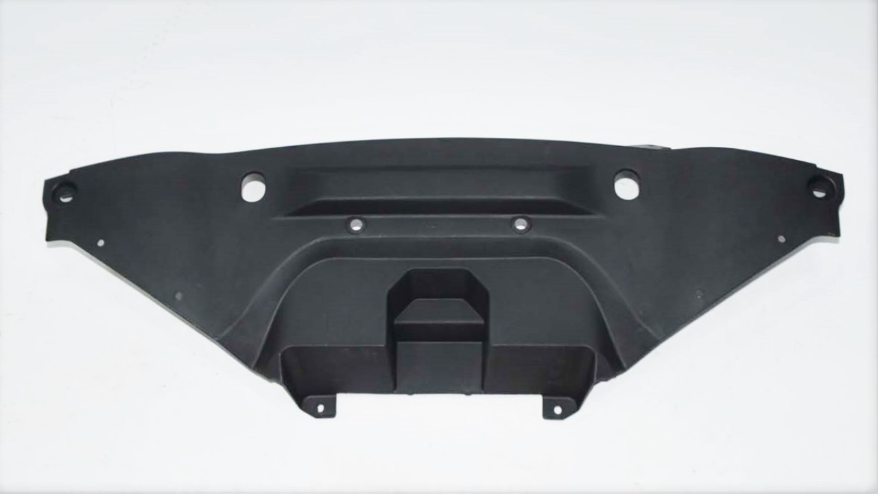 ARKA STOP ÜST PLASTİĞİ ( LH 600 )